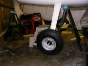 Landing_gear_installation_3.JPG